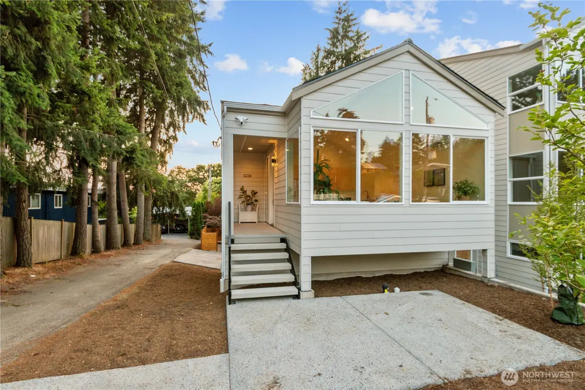 12749 37th Avenue Ne, Seattle, WA 98125 - #1