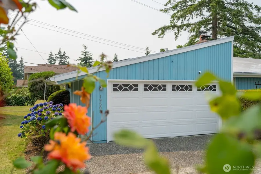 19505 45th Avenue Ne, Lake Forest Park, WA 98155 - #2