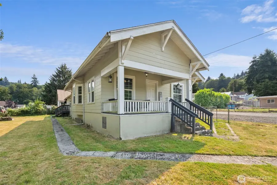 2101 Henkle Street, Raymond, WA 98577 - #3