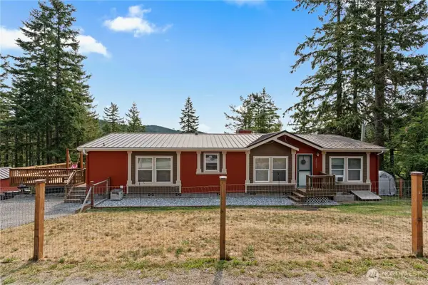 50001 146th Ave E, Eatonville, WA 98328