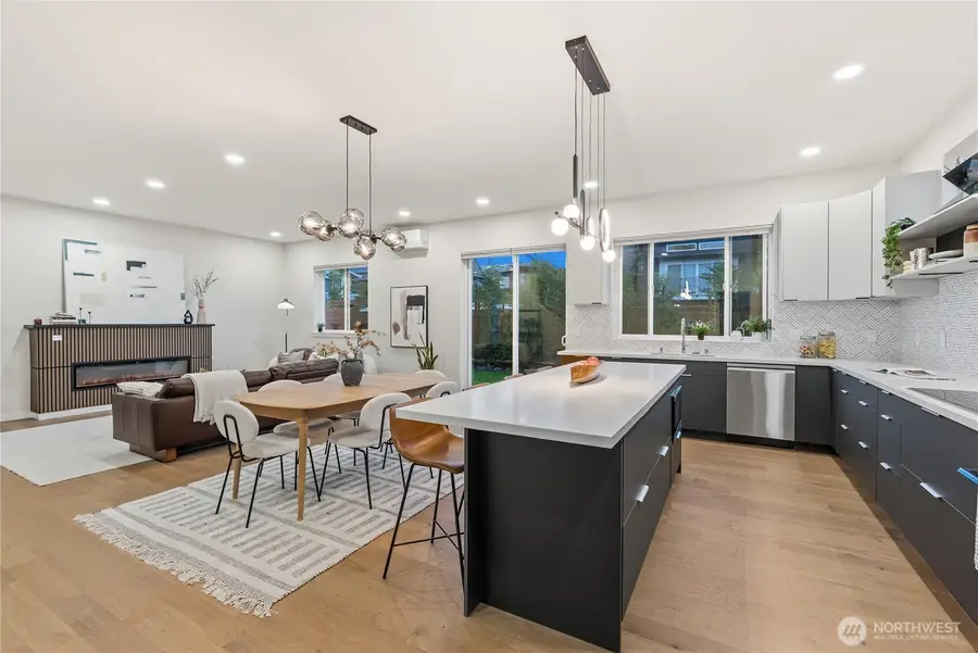 5114 15th Avenue S, Seattle, WA 98108 - #2