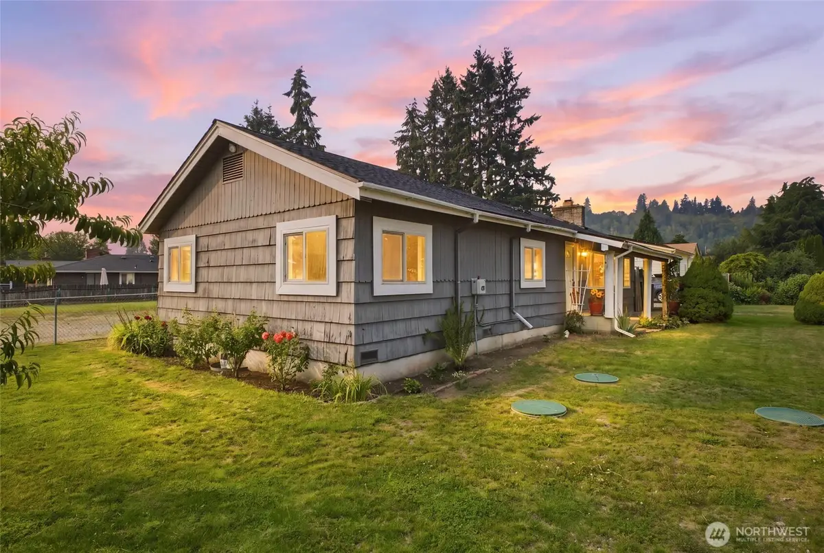 14937 133rd Avenue Se, Renton, WA 98058 - #1