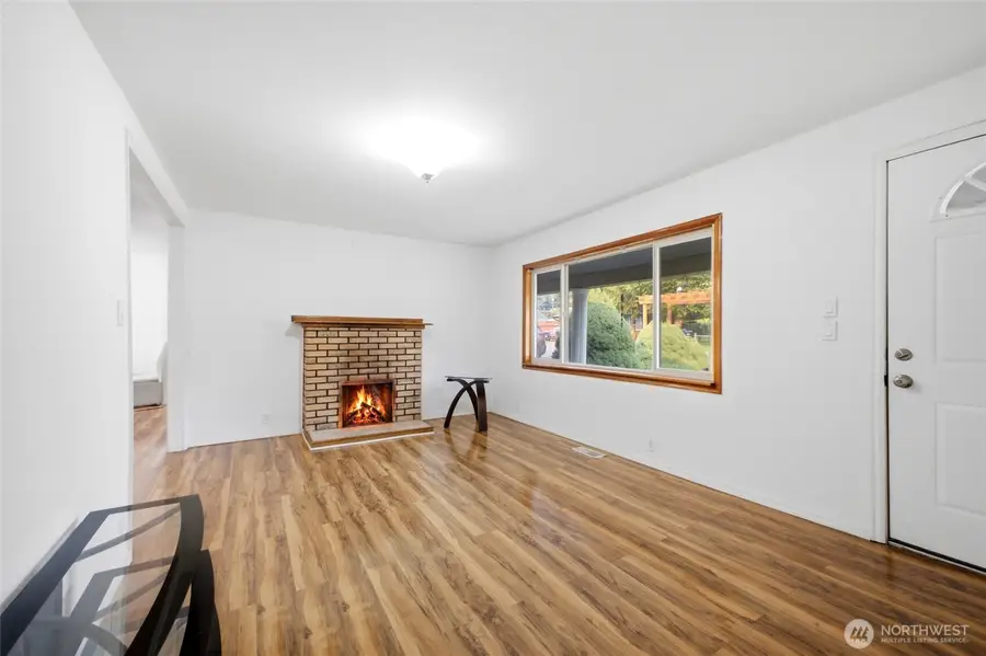 14937 133rd Avenue Se, Renton, WA 98058 - #2