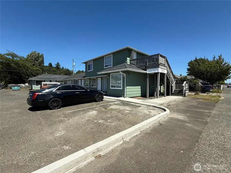 2320 Simpson Avenue, Aberdeen, WA 98520 - #2