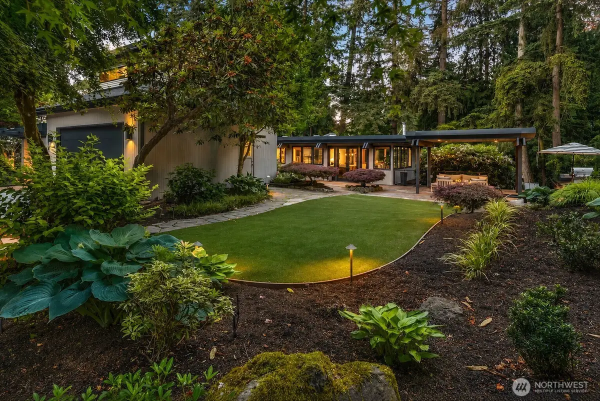 2716 106th Place Se, Beaux Arts Village, WA 98004 - #1
