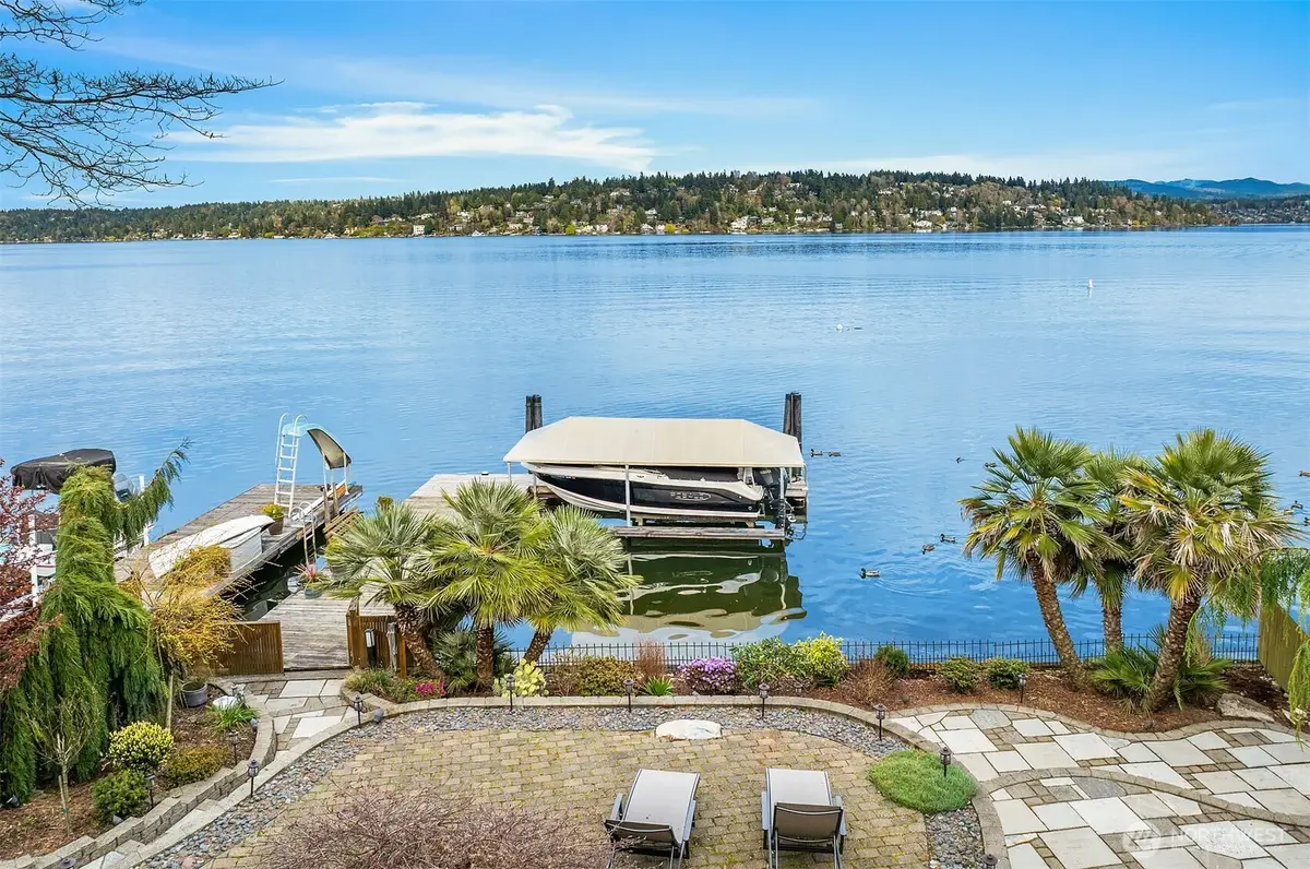 8418 Island Drive S, Seattle, WA 98118 - #1