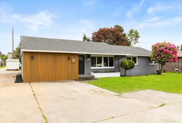 308 E 84 Street, Tacoma, WA 98445