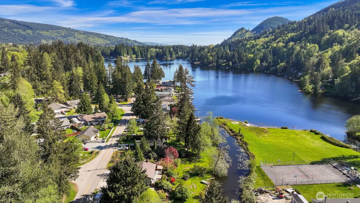 371 Lakeside Drive, Sedro Woolley, WA 98284 - #1