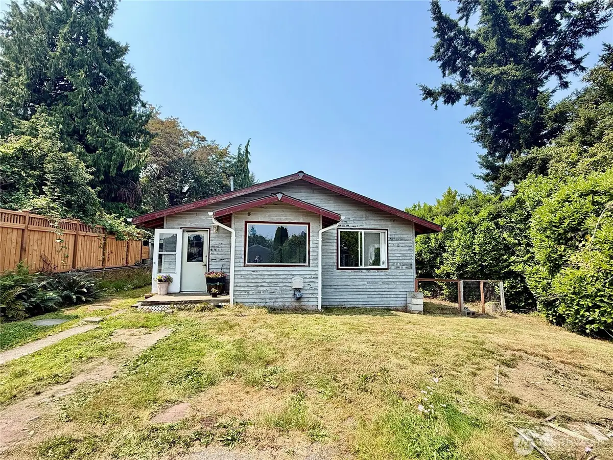 3719 Commercial Avenue, Anacortes, WA 98221 - #1