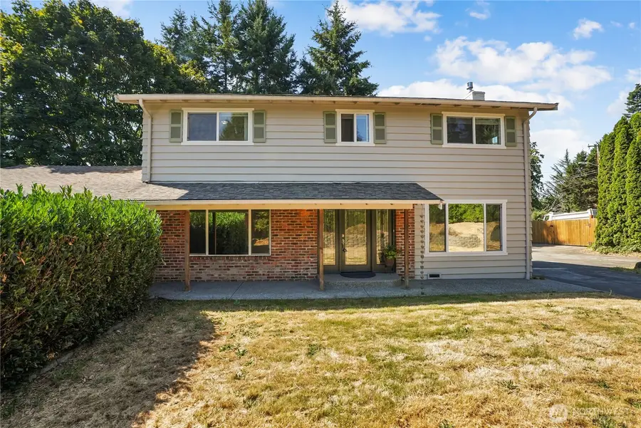 8003 NE 203rd St, Kenmore, WA 98028 - #2