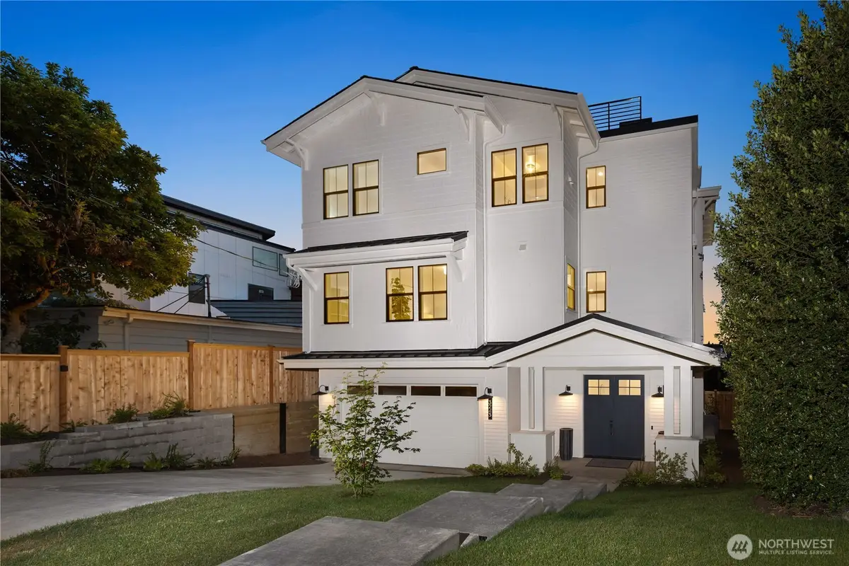 3243 13th Avenue W, Seattle, WA 98119 - #1
