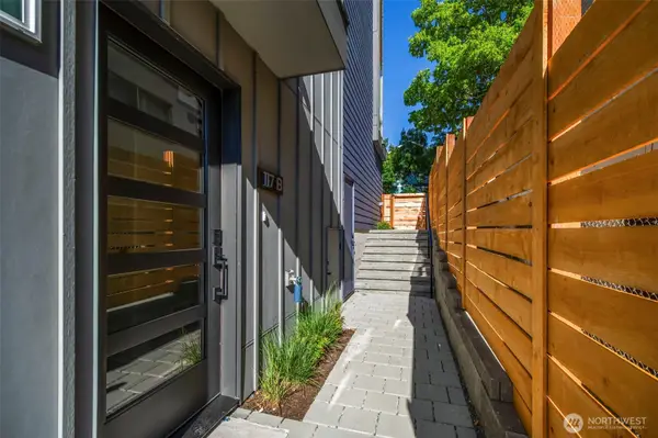 117 22nd Avenue #B, Seattle, WA 98122