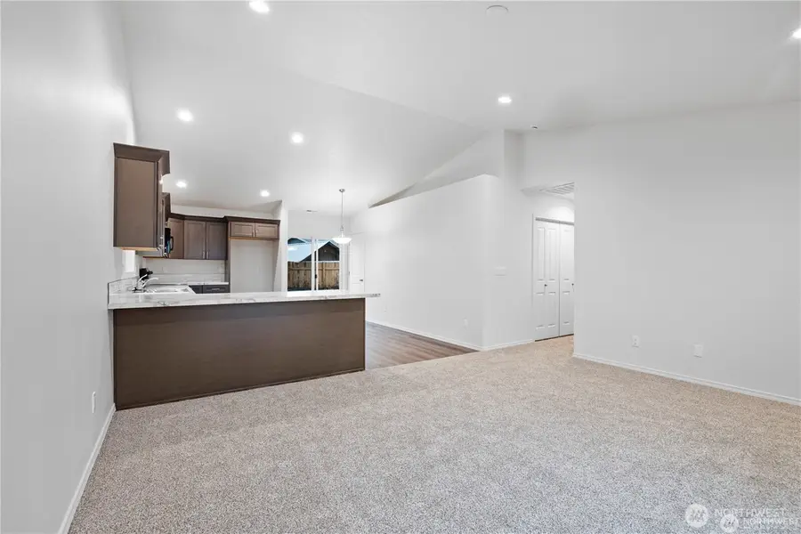601 Blair Avenue, Royal City, WA 99357 - #2