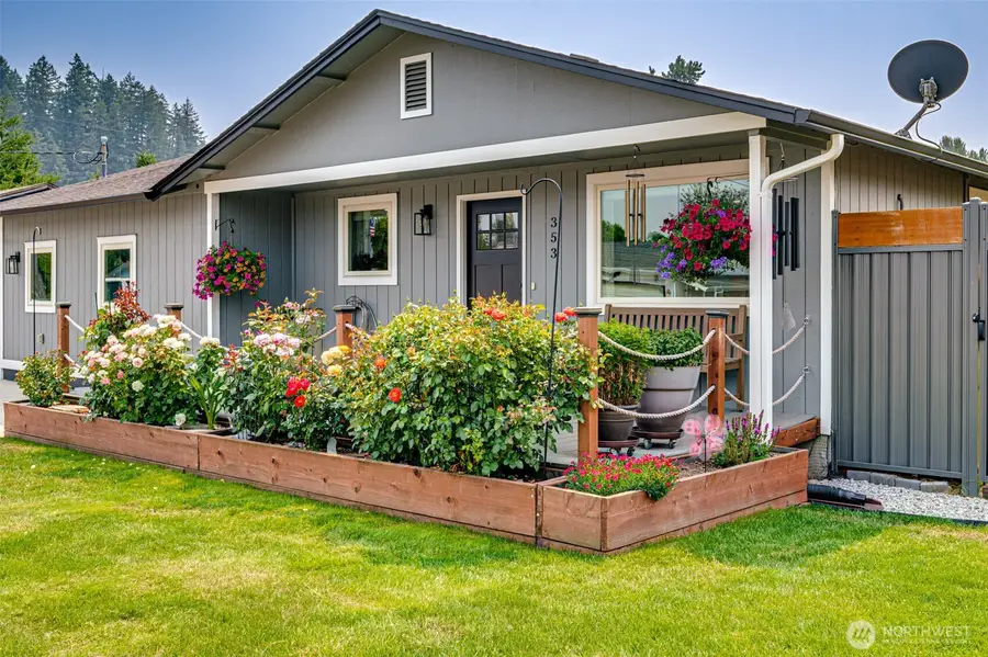 353 Shear Street Sw, Castle Rock, WA 98611 - #2