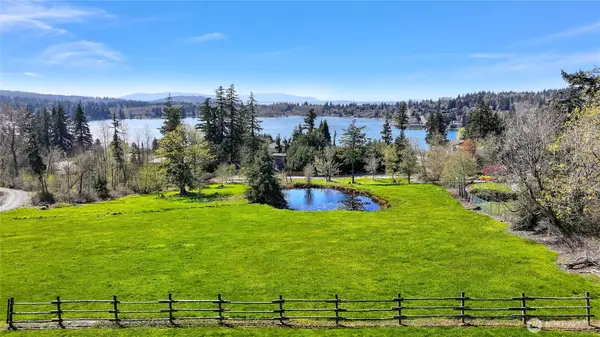 5225 E North Street, Bellingham, WA 98226