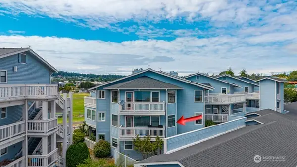651 SE Bayshore Drive #B201, Oak Harbor, WA 98277