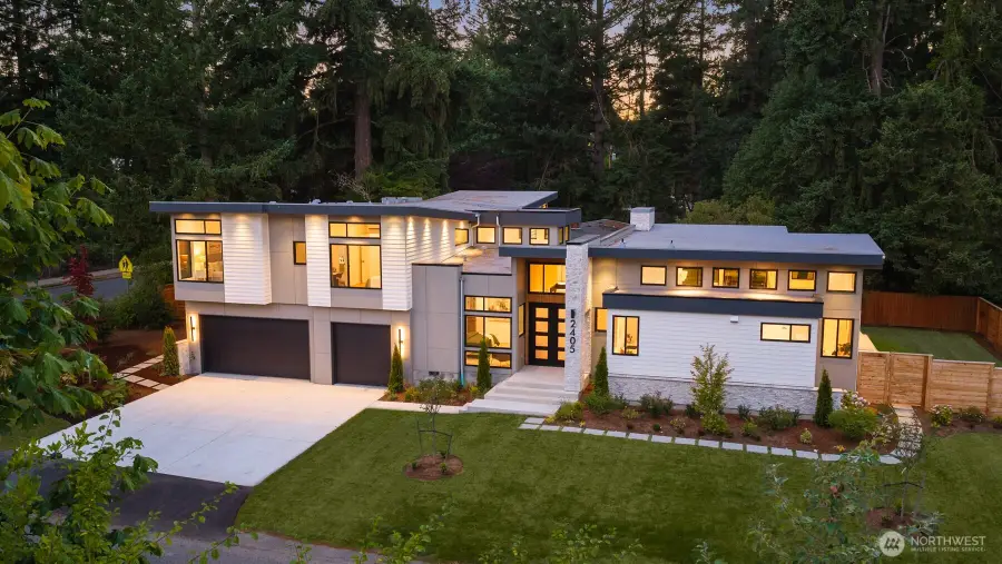 2405 162nd Avenue Ne, Bellevue, WA 98008 - #2