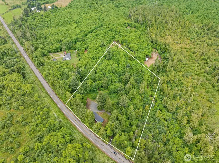 2693 State Rt 101, Ilwaco, WA 98624 - #2