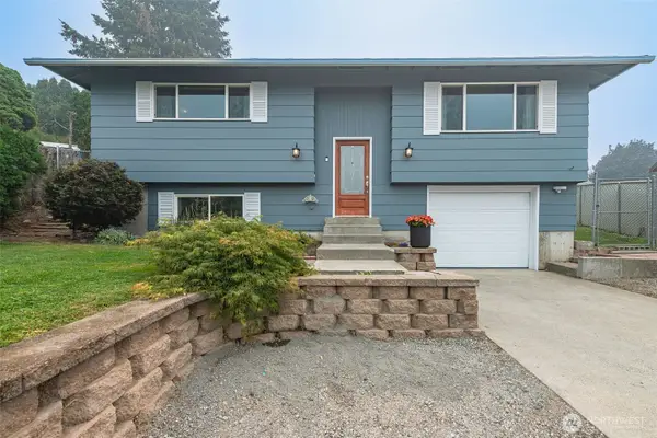 420 N Huber Court, East Wenatchee, WA 98802