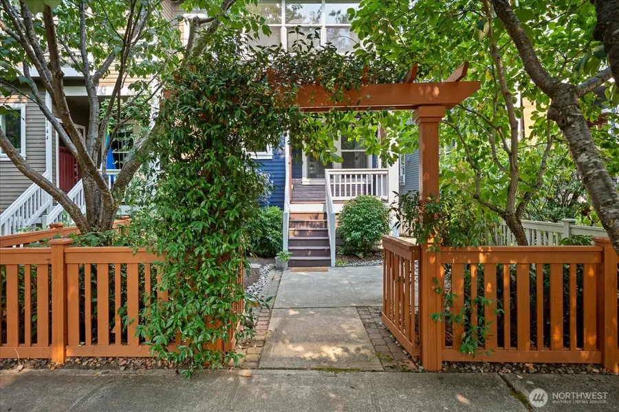 4148 29th Avenue S, Seattle, WA 98108 - #3