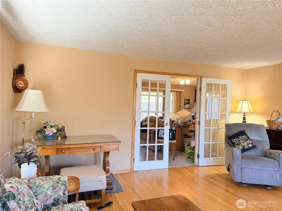 115 Holly Park Street, Longview, WA 98632 - #2
