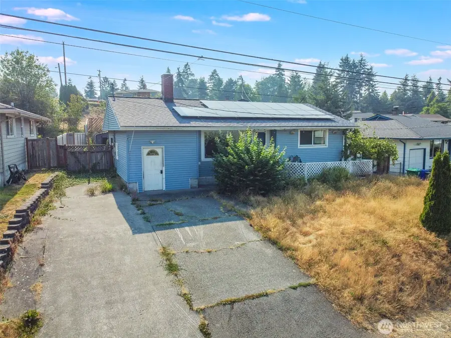 232 Bridgeway, Everett, WA 98201 - #2