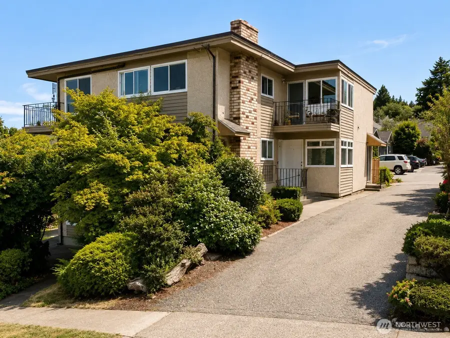 2707 W Jameson Street, Seattle, WA 98199 - #2