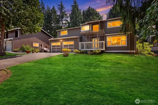9121 NE 143rd Place, Kirkland, WA 98034