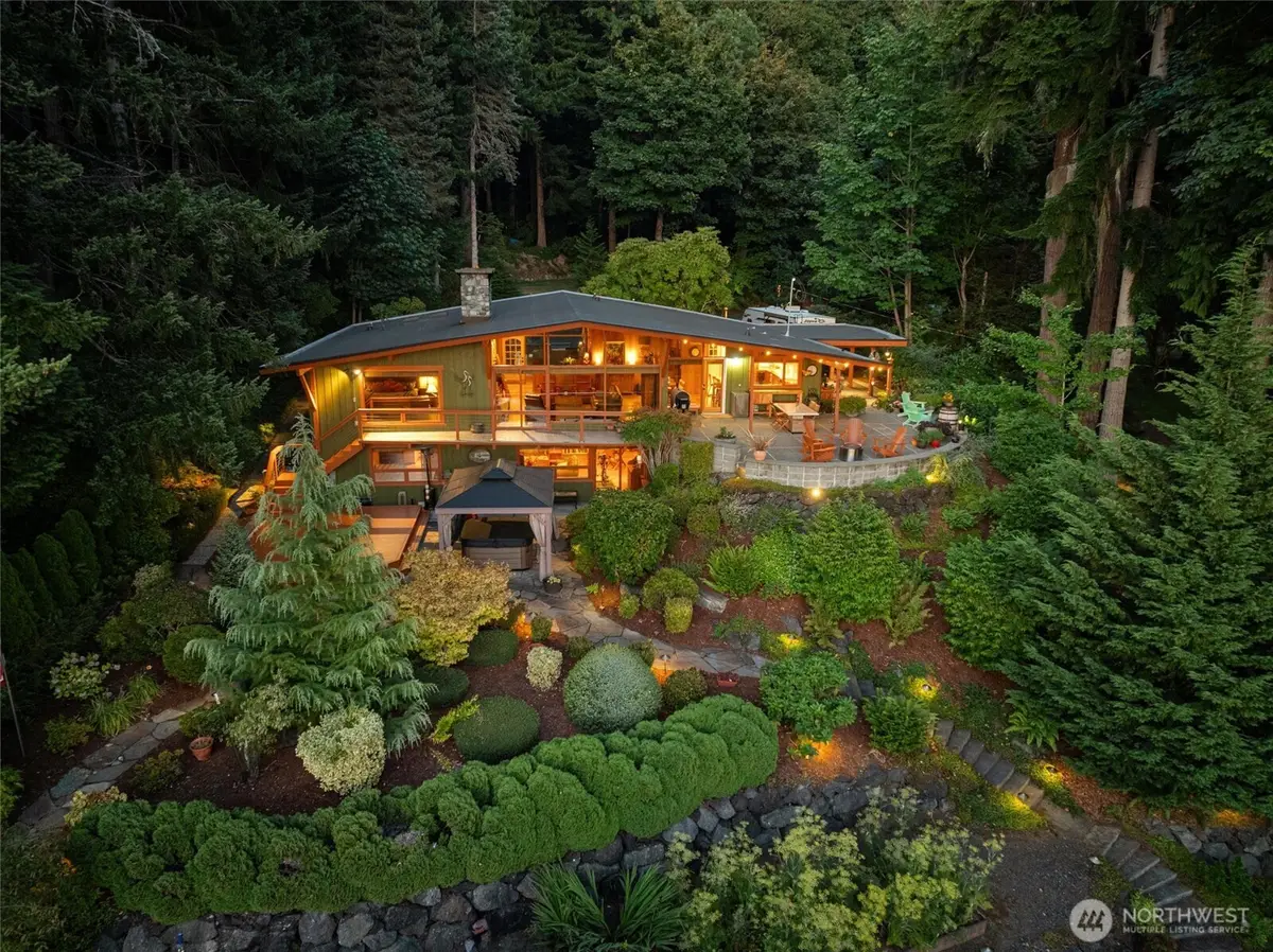 8696 NW Anderson Hill Rd, Silverdale, WA 98383 - #1