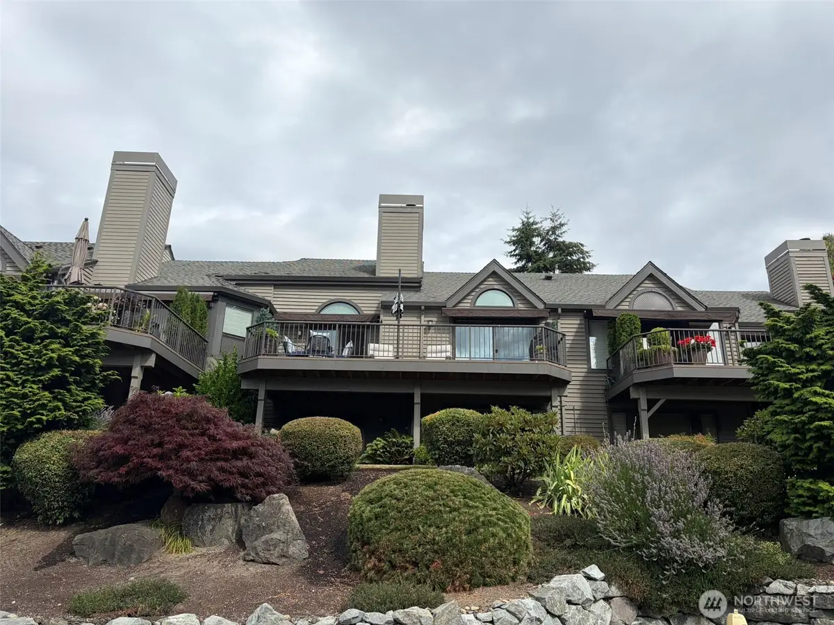 101 Chinook Lane, Steilacoom, WA 98388 - #1
