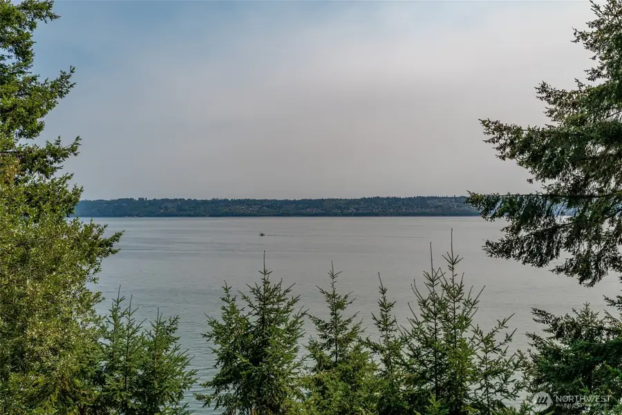 8343 Franklin Road, Clinton, WA 98236 - #3