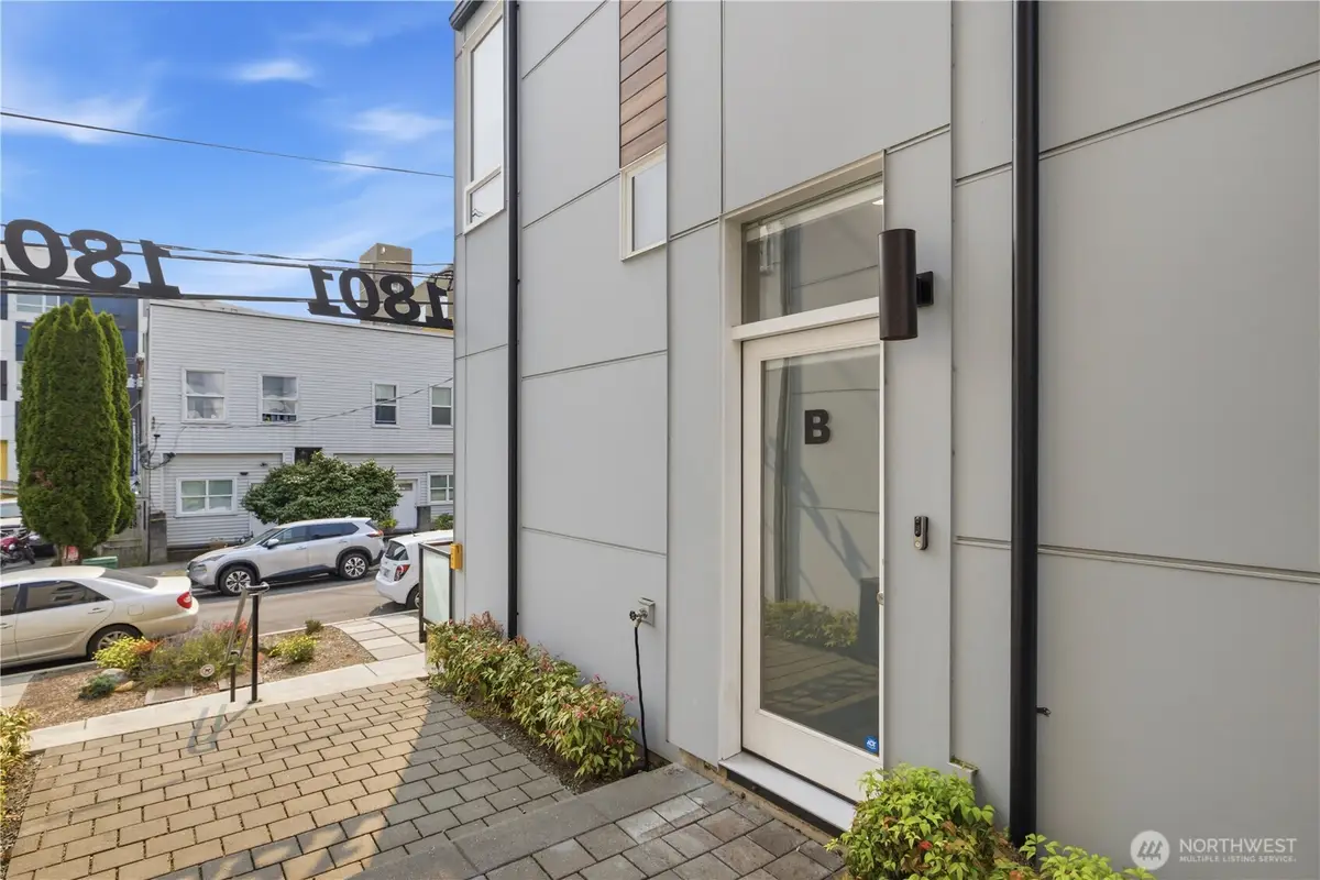 1801 20th Avenue #B, Seattle, WA 98122 - #1