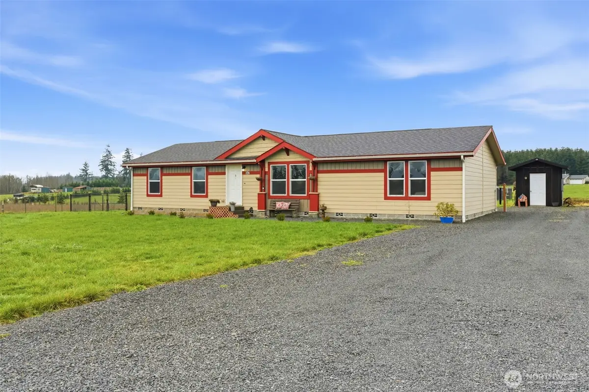547 N Military Road, Winlock, WA 98596 - #1