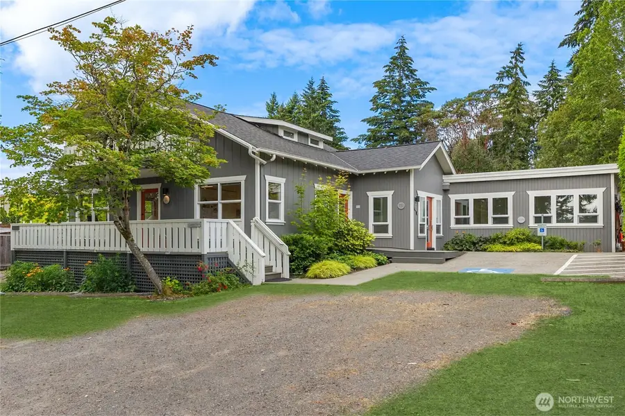 151 Finch Place Sw, Bainbridge Island, WA 98110 - #2