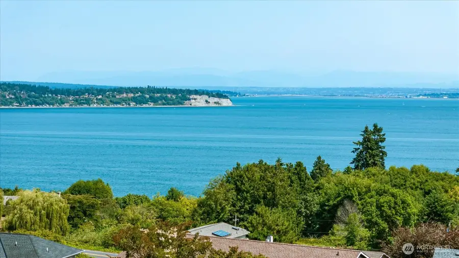 4633 Tanner View Drive, Clinton, WA 98236 - #2
