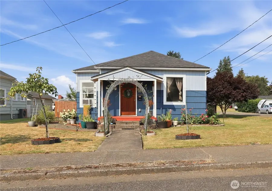 203 S Academy Street, Montesano, WA 98563 - #3