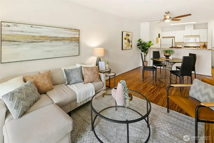9750 Greenwood Avenue N #203, Seattle, WA 98103 - #2