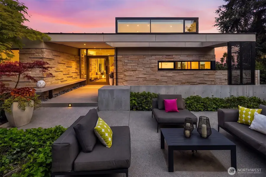 1575 Magnolia Boulevard W, Seattle, WA 98199 - #2