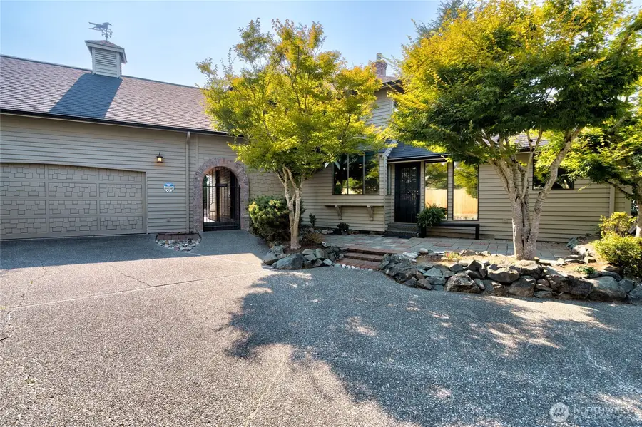 627 N Waugh Road, Mount Vernon, WA 98273 - #2
