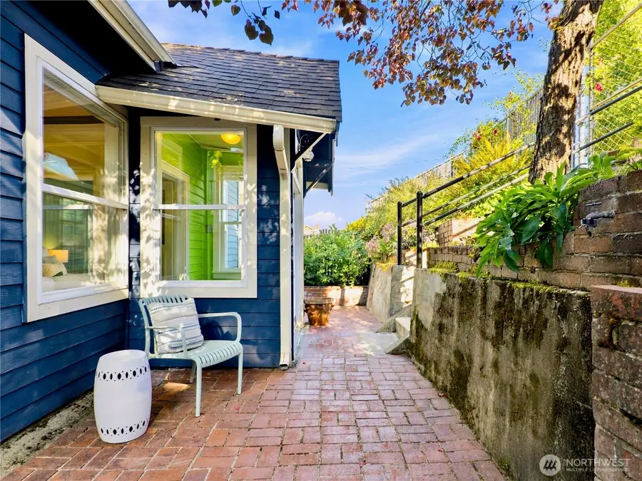 1918 S Waite Street, Seattle, WA 98144 - #3