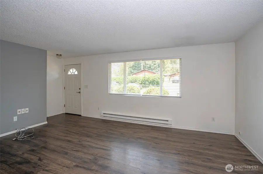 8901 Quinault Loop Ne, Olympia, WA 98516 - #3