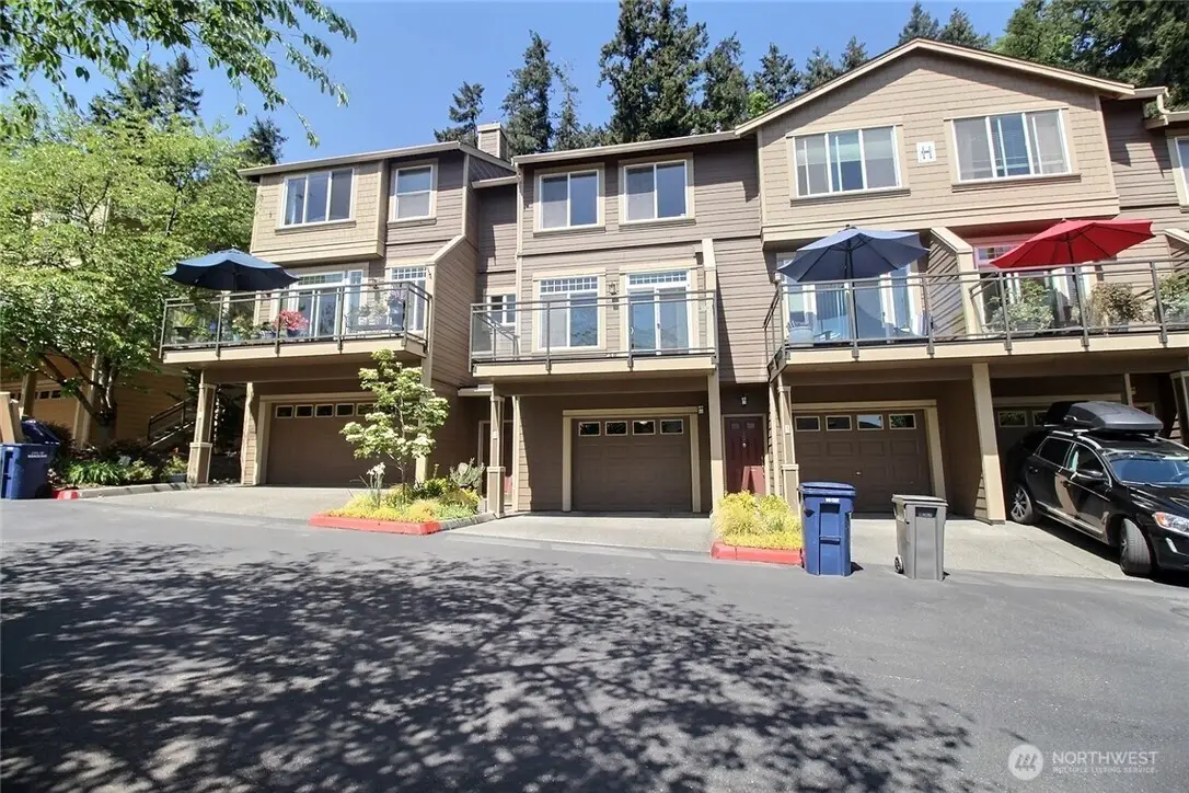 23300 SE Black Nugget Road #H2, Issaquah, WA 98029 - #1