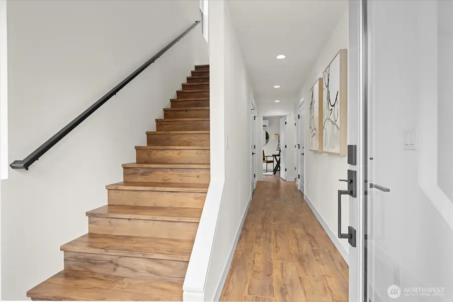 10326 Ashworth Avenue N, Seattle, WA 98133 - #2
