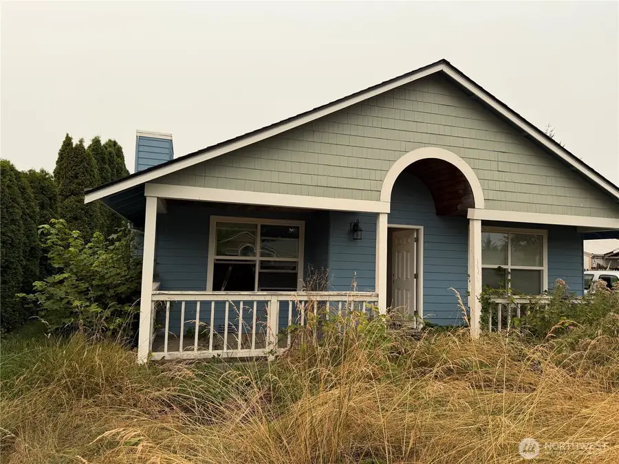 313 S 28th Street, Mount Vernon, WA 98274 - #3