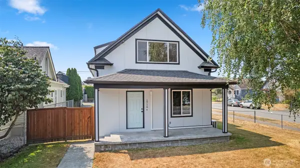 2104 Rockefeller Avenue #1716, Everett, WA 98201