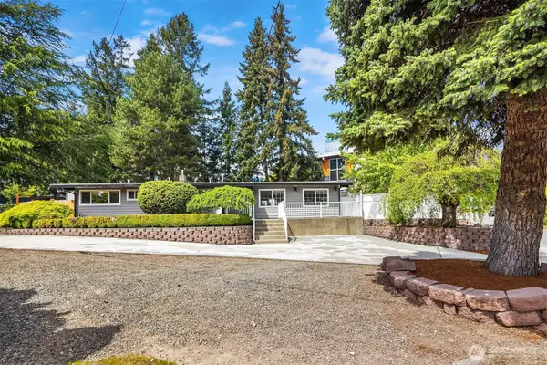 79 110th Ave Se, Bellevue, WA 98004