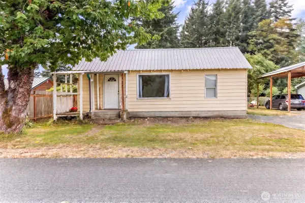 143 Smith Road, Packwood, WA 98361
