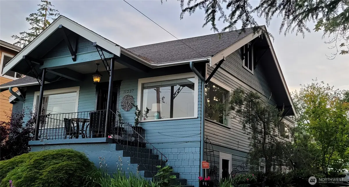 11237 84th Avenue S, Seattle, WA 98178 - #1
