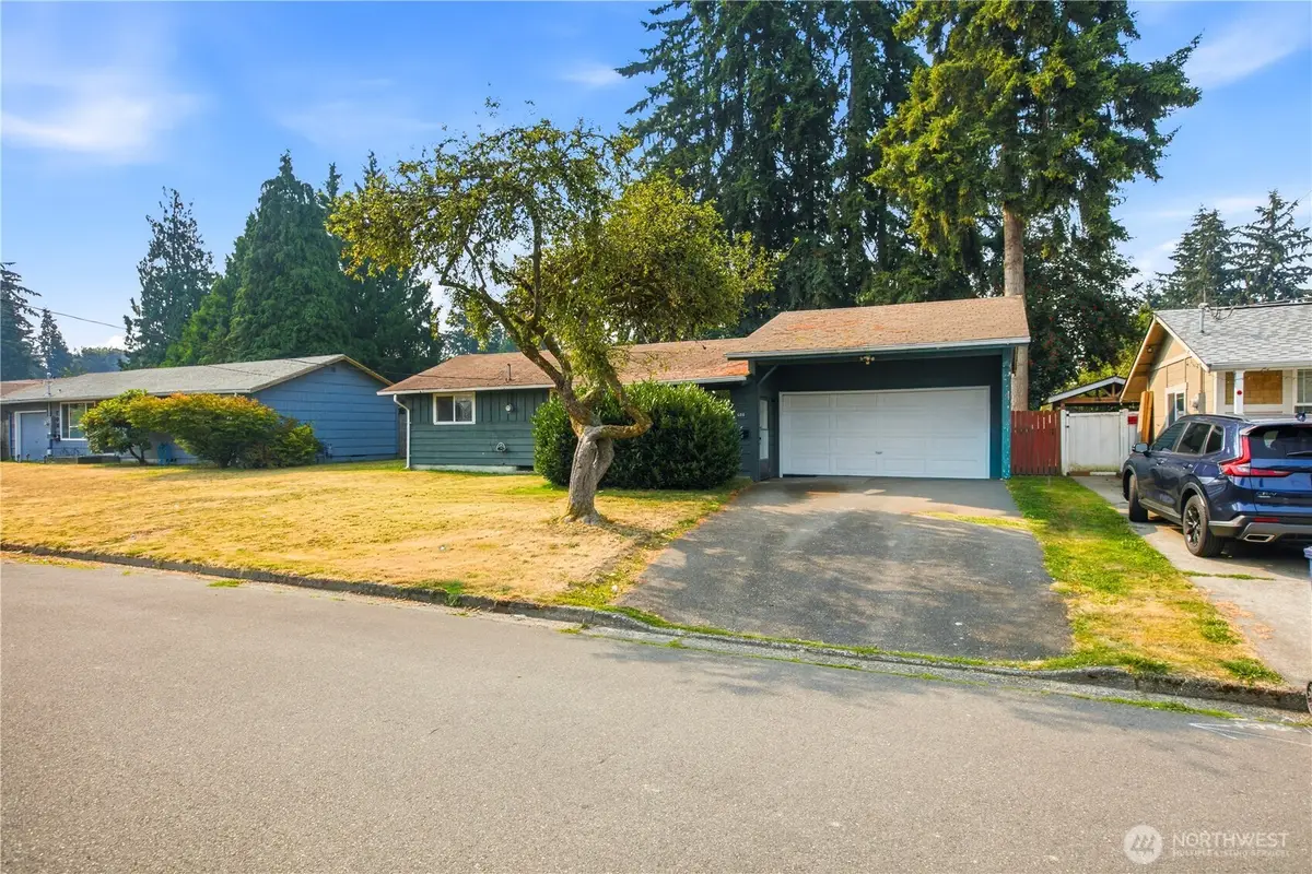608 24th Street Se, Auburn, WA 98002 - #1