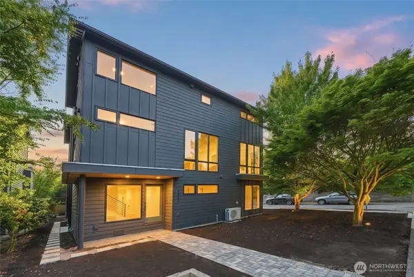 5301 49th Avenue Sw, Seattle, WA 98136
